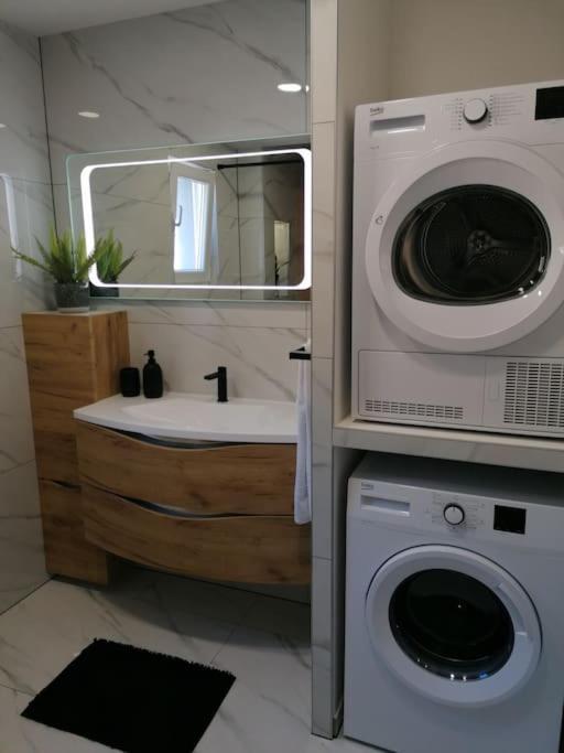 Apartment Max !!!! Omiš